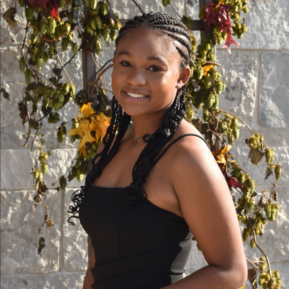 Meet your Posher, Addy